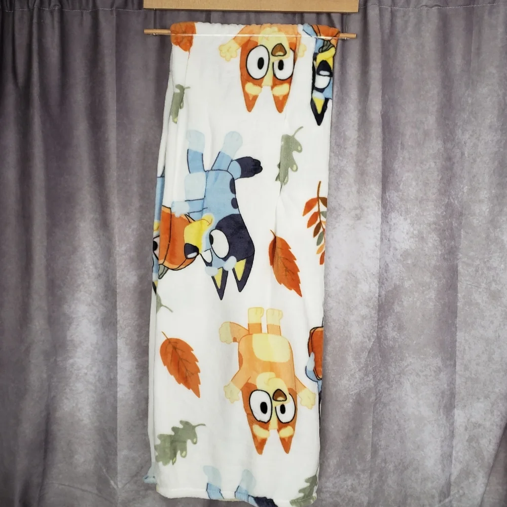 Bluey & Bingo Fall Harvest Pumpkin Plush Throw Blanket 50
